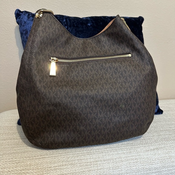 Michael Kors Monogram Shoulder Bag NWT - Picture 6 of 16